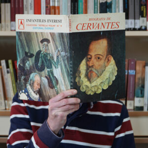Cristobal Romero Fontalba con libro